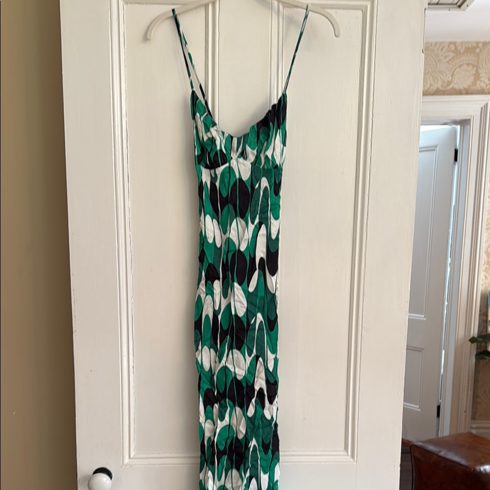 ZARA Elegant Green and Black Patterned Dress